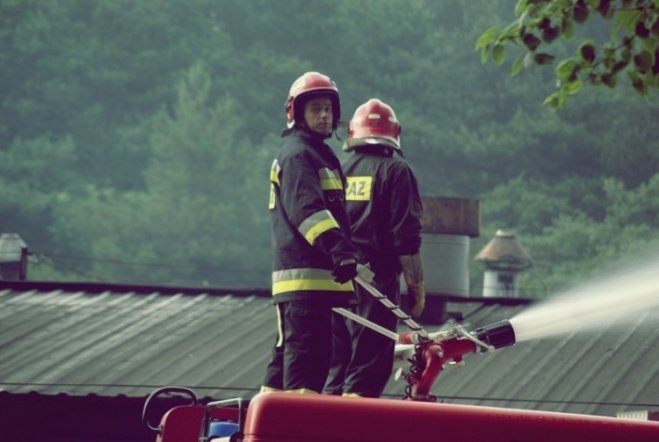 Pożar w JBB w Łysych - zdjęcie #7 - eOstroleka.pl