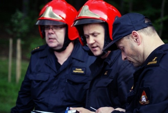 Pożar w JBB w Łysych - zdjęcie #2 - eOstroleka.pl