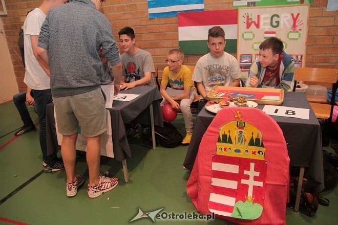 Dzień Europejski w Gimnazjum nr 1 w Ostrołęce [07.05.2015] - zdjęcie #8 - eOstroleka.pl