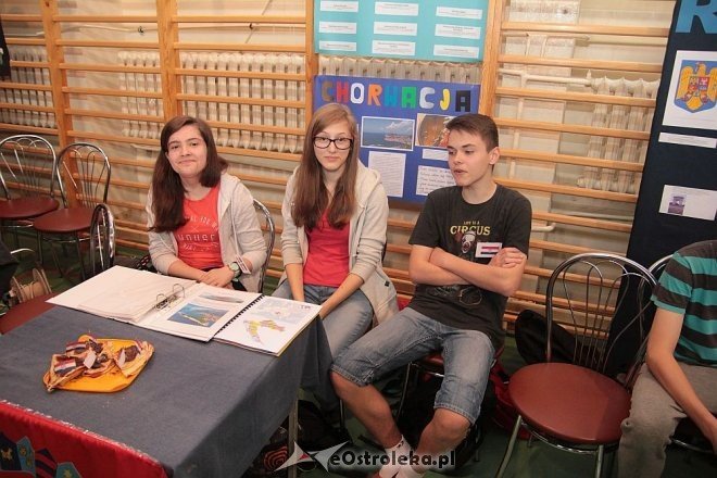 Dzień Europejski w Gimnazjum nr 1 w Ostrołęce [07.05.2015] - zdjęcie #59 - eOstroleka.pl