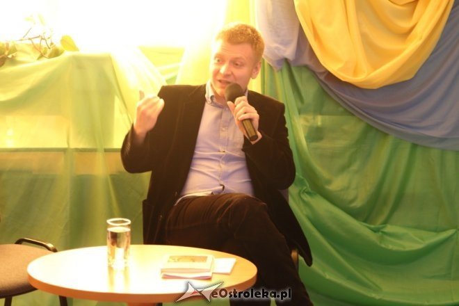 Wieczór w Arce z Karolem Samsele i jego najnowszą książką [07.05.2015] - zdjęcie #32 - eOstroleka.pl