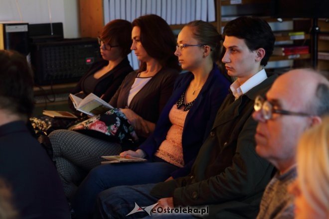 Wieczór w Arce z Karolem Samsele i jego najnowszą książką [07.05.2015] - zdjęcie #20 - eOstroleka.pl