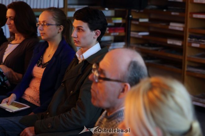 Wieczór w Arce z Karolem Samsele i jego najnowszą książką [07.05.2015] - zdjęcie #18 - eOstroleka.pl