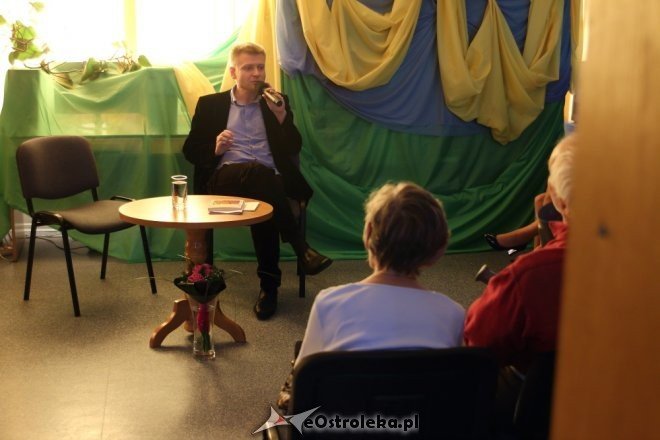 Wieczór w Arce z Karolem Samsele i jego najnowszą książką [07.05.2015] - zdjęcie #6 - eOstroleka.pl