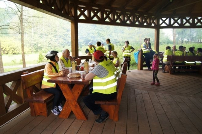 IX Kurpiowski Rodzinny Rajd Rowerowy [09.05.2015r] - zdjęcie #33 - eOstroleka.pl