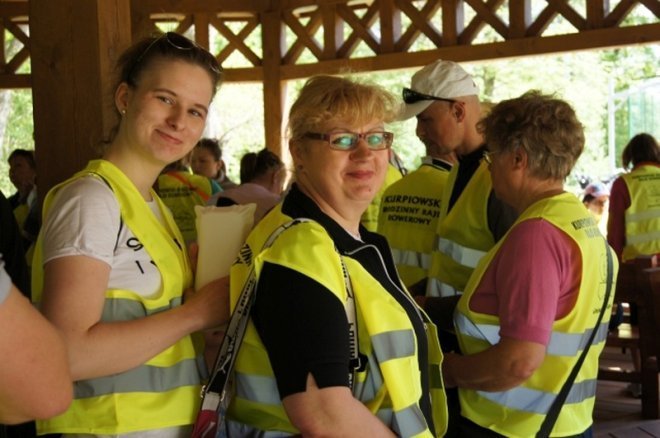 IX Kurpiowski Rodzinny Rajd Rowerowy [09.05.2015r] - zdjęcie #22 - eOstroleka.pl
