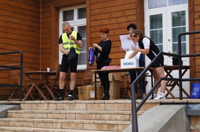 IX Kurpiowski Rodzinny Rajd Rowerowy [09.05.2015r] - zdjęcie #4 - eOstroleka.pl