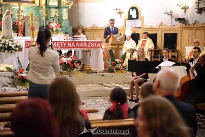 Msza święta w intencji mieszkańców Ostrołęki i zmarłych samorządowców [12.05.2015] - zdjęcie #1 - eOstroleka.pl