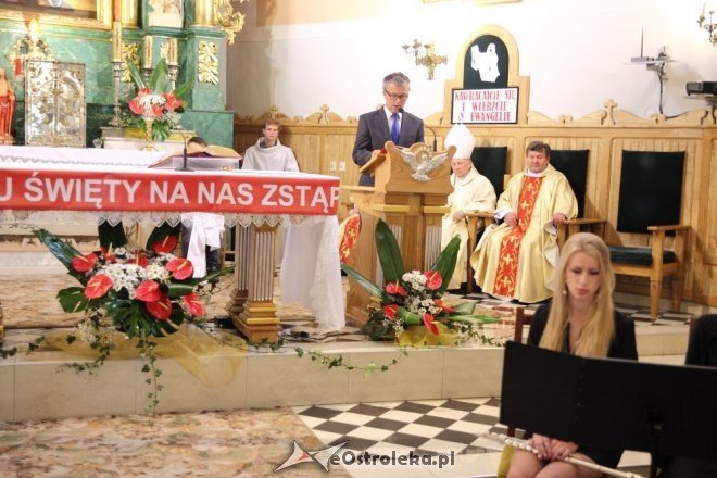 Msza święta w intencji mieszkańców Ostrołęki i zmarłych samorządowców [12.05.2015] - zdjęcie #9 - eOstroleka.pl