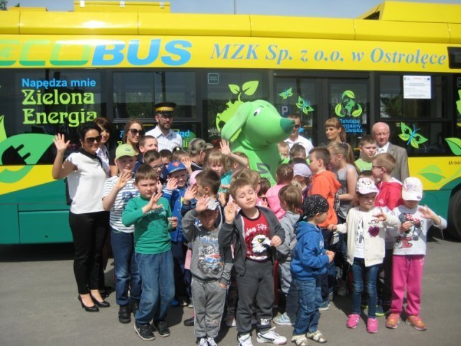 Wycieczka do MZK uczniów SP2 [12.05.2015] - zdjęcie #9 - eOstroleka.pl