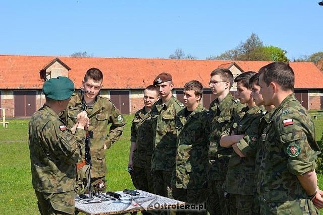 Uczniowie ZSZ nr ukończyli obóz szkoleniowy na poligonie w Bemowie Piskim [13.05.2015] - zdjęcie #21 - eOstroleka.pl