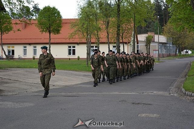 Uczniowie ZSZ nr ukończyli obóz szkoleniowy na poligonie w Bemowie Piskim [13.05.2015] - zdjęcie #59 - eOstroleka.pl