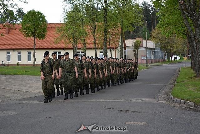 Uczniowie ZSZ nr ukończyli obóz szkoleniowy na poligonie w Bemowie Piskim [13.05.2015] - zdjęcie #58 - eOstroleka.pl