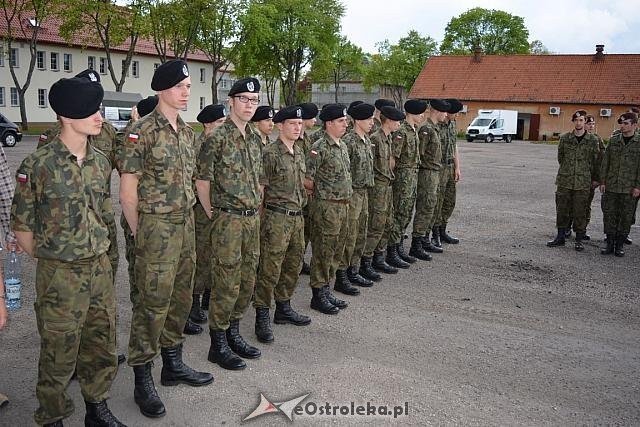 Uczniowie ZSZ nr ukończyli obóz szkoleniowy na poligonie w Bemowie Piskim [13.05.2015] - zdjęcie #54 - eOstroleka.pl