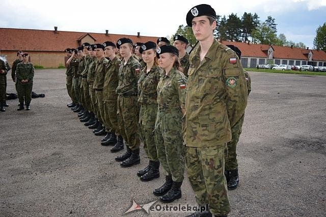 Uczniowie ZSZ nr ukończyli obóz szkoleniowy na poligonie w Bemowie Piskim [13.05.2015] - zdjęcie #64 - eOstroleka.pl