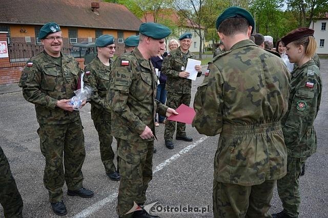 Uczniowie ZSZ nr ukończyli obóz szkoleniowy na poligonie w Bemowie Piskim [13.05.2015] - zdjęcie #106 - eOstroleka.pl