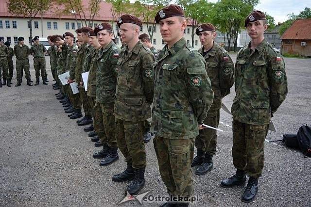 Uczniowie ZSZ nr ukończyli obóz szkoleniowy na poligonie w Bemowie Piskim [13.05.2015] - zdjęcie #8 - eOstroleka.pl