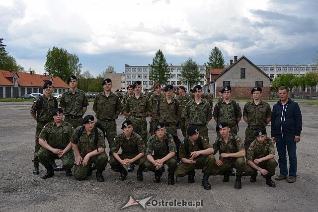 Uczniowie ZSZ nr ukończyli obóz szkoleniowy na poligonie w Bemowie Piskim [13.05.2015] - zdjęcie #114 - eOstroleka.pl
