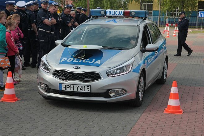 Ostrołęka: Policjanci z całego Mazowsza walczą o tytuł „Mistrza Drogówki” [14.05.2015] - zdjęcie #18 - eOstroleka.pl