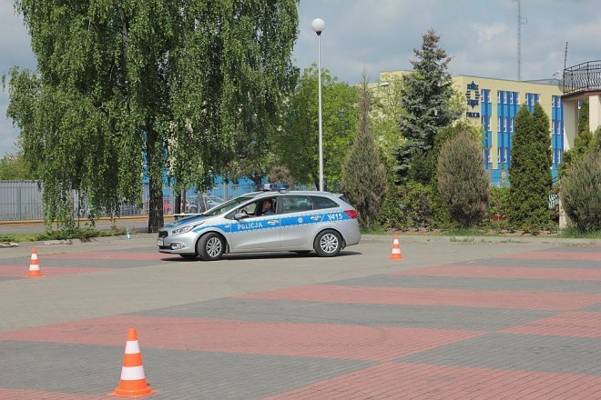 Ostrołęka: Policjanci z całego Mazowsza walczą o tytuł „Mistrza Drogówki” [14.05.2015] - zdjęcie #119 - eOstroleka.pl