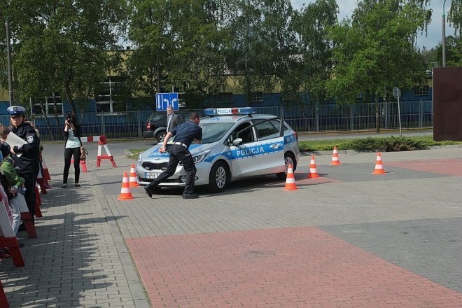 Ostrołęka: Policjanci z całego Mazowsza walczą o tytuł „Mistrza Drogówki” [14.05.2015] - zdjęcie #116 - eOstroleka.pl