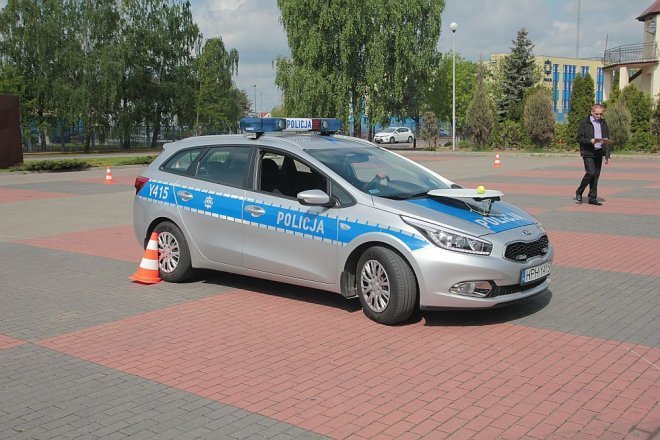 Ostrołęka: Policjanci z całego Mazowsza walczą o tytuł „Mistrza Drogówki” [14.05.2015] - zdjęcie #114 - eOstroleka.pl