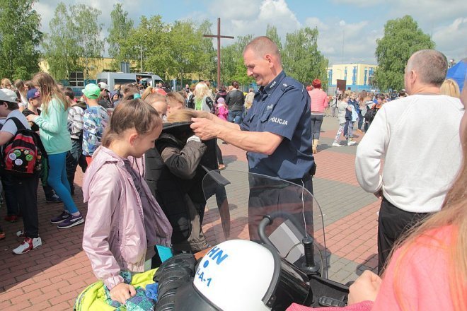 Ostrołęka: Policjanci z całego Mazowsza walczą o tytuł „Mistrza Drogówki” [14.05.2015] - zdjęcie #98 - eOstroleka.pl