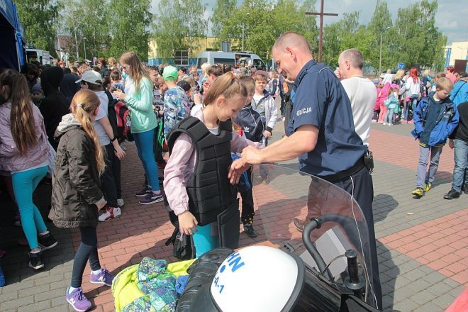 Ostrołęka: Policjanci z całego Mazowsza walczą o tytuł „Mistrza Drogówki” [14.05.2015] - zdjęcie #97 - eOstroleka.pl