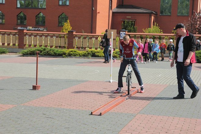 Ostrołęka: Policjanci z całego Mazowsza walczą o tytuł „Mistrza Drogówki” [14.05.2015] - zdjęcie #83 - eOstroleka.pl