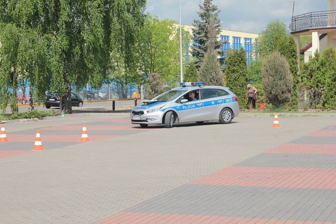 Ostrołęka: Policjanci z całego Mazowsza walczą o tytuł „Mistrza Drogówki” [14.05.2015] - zdjęcie #66 - eOstroleka.pl