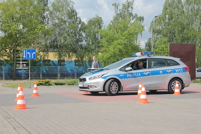 Ostrołęka: Policjanci z całego Mazowsza walczą o tytuł „Mistrza Drogówki” [14.05.2015] - zdjęcie #64 - eOstroleka.pl