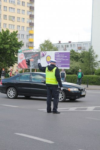 Ostrołęka: Policjanci z całego Mazowsza walczą o tytuł „Mistrza Drogówki” [14.05.2015] - zdjęcie #19 - eOstroleka.pl