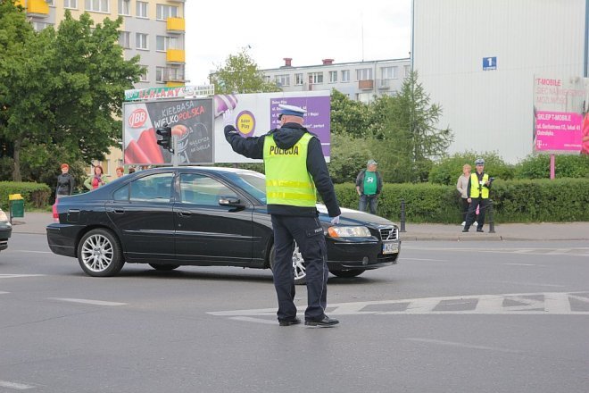 Ostrołęka: Policjanci z całego Mazowsza walczą o tytuł „Mistrza Drogówki” [14.05.2015] - zdjęcie #17 - eOstroleka.pl