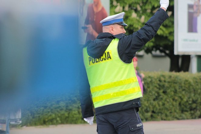 Ostrołęka: Policjanci z całego Mazowsza walczą o tytuł „Mistrza Drogówki” [14.05.2015] - zdjęcie #15 - eOstroleka.pl