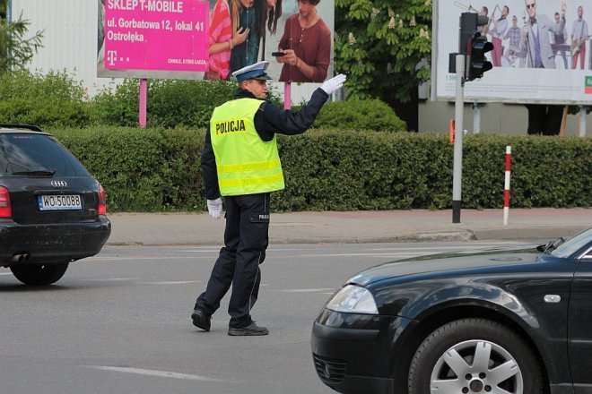 Ostrołęka: Policjanci z całego Mazowsza walczą o tytuł „Mistrza Drogówki” [14.05.2015] - zdjęcie #5 - eOstroleka.pl