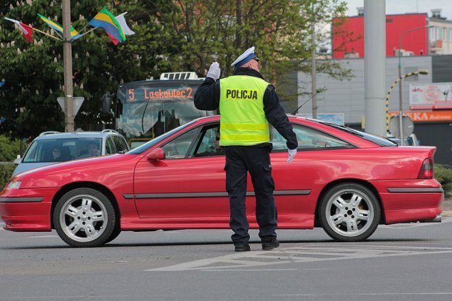 Ostrołęka: Policjanci z całego Mazowsza walczą o tytuł „Mistrza Drogówki” [14.05.2015] - zdjęcie #1 - eOstroleka.pl