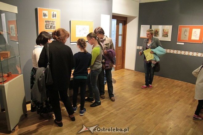 Ostrołęka: Nocna „Podróż na Kresy” w Muzeum Kultury Kurpiowskiej [17.05.2015] - zdjęcie #10 - eOstroleka.pl