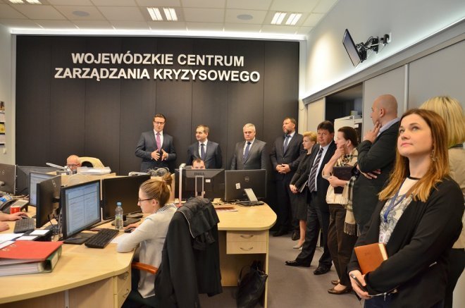 Zmodernizowane Centrum Zarządzania Kryzysowego na Mazowszu - zdjęcie #9 - eOstroleka.pl