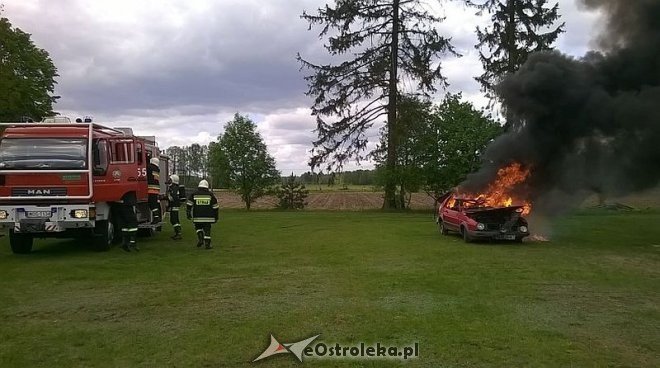 Pokaz sprzętu ratowniczego w wykonaniu strażaków ochotników z Łysych [19.05.2015] - zdjęcie #26 - eOstroleka.pl
