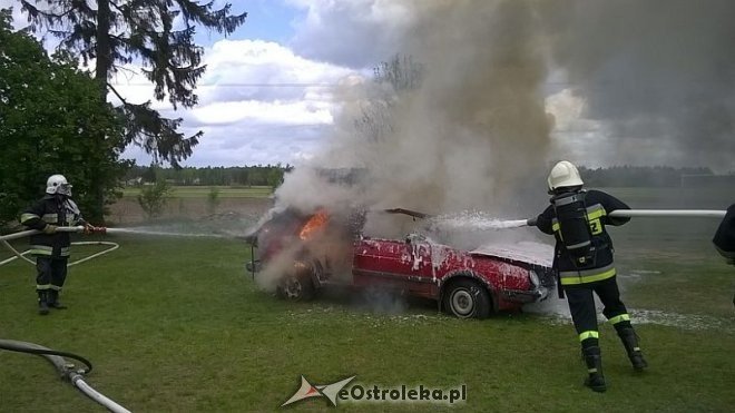 Pokaz sprzętu ratowniczego w wykonaniu strażaków ochotników z Łysych [19.05.2015] - zdjęcie #31 - eOstroleka.pl