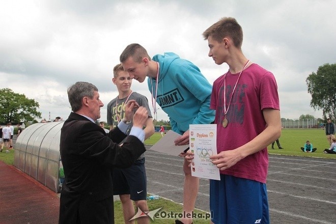 Mistrzostwa Miasta Ostrołęki Juniorów i Juniorów Młodszych w Lekkiej Atletyce  [20.05.2015] - zdjęcie #27 - eOstroleka.pl