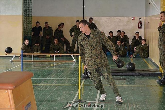 Zakończenie obozu szkoleniowego klas wojskowych z ZSZ nr 2 [21.05.2015] - zdjęcie #12 - eOstroleka.pl