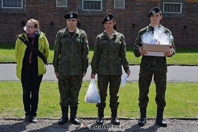 Zakończenie obozu szkoleniowego klas wojskowych z ZSZ nr 2 [21.05.2015] - zdjęcie #1 - eOstroleka.pl