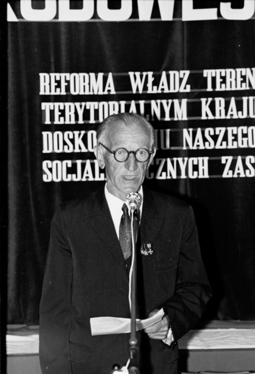 Posiedzenie I sesji Wojewódzkiej Rady Narodowej w Ostrołęce 14.VI.1975 r. - zdjęcie #31 - eOstroleka.pl