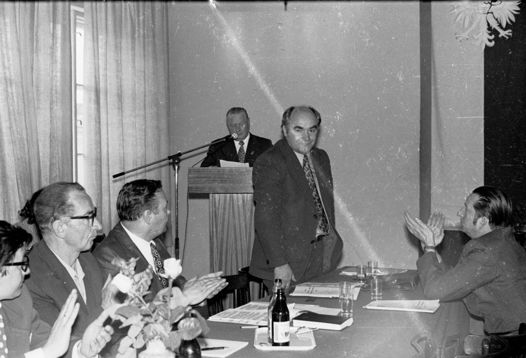 Posiedzenie I sesji Wojewódzkiej Rady Narodowej w Ostrołęce 14.VI.1975 r. - zdjęcie #16 - eOstroleka.pl