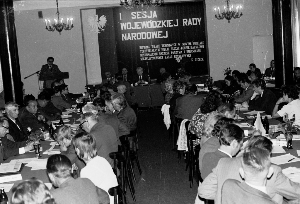 Posiedzenie I sesji Wojewódzkiej Rady Narodowej w Ostrołęce 14.VI.1975 r. - zdjęcie #29 - eOstroleka.pl