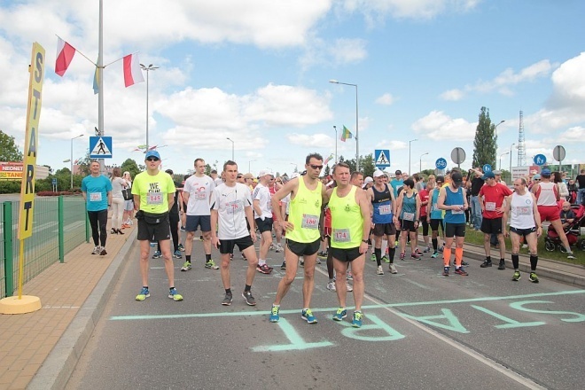 XXI Półmaraton Kurpiowski [24.05.2015] - zdjęcie #15 - eOstroleka.pl