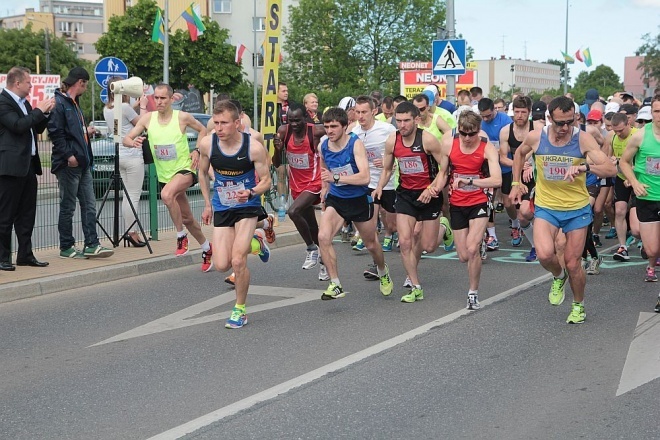 XXI Półmaraton Kurpiowski [24.05.2015] - zdjęcie #41 - eOstroleka.pl