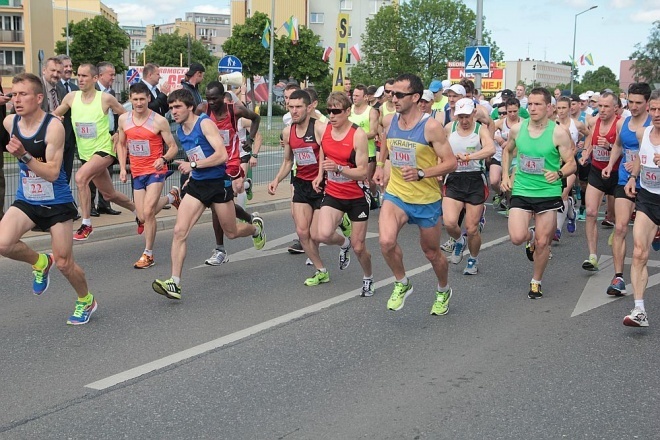 XXI Półmaraton Kurpiowski [24.05.2015] - zdjęcie #42 - eOstroleka.pl