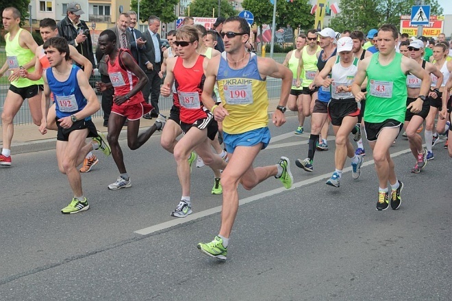 XXI Półmaraton Kurpiowski [24.05.2015] - zdjęcie #43 - eOstroleka.pl